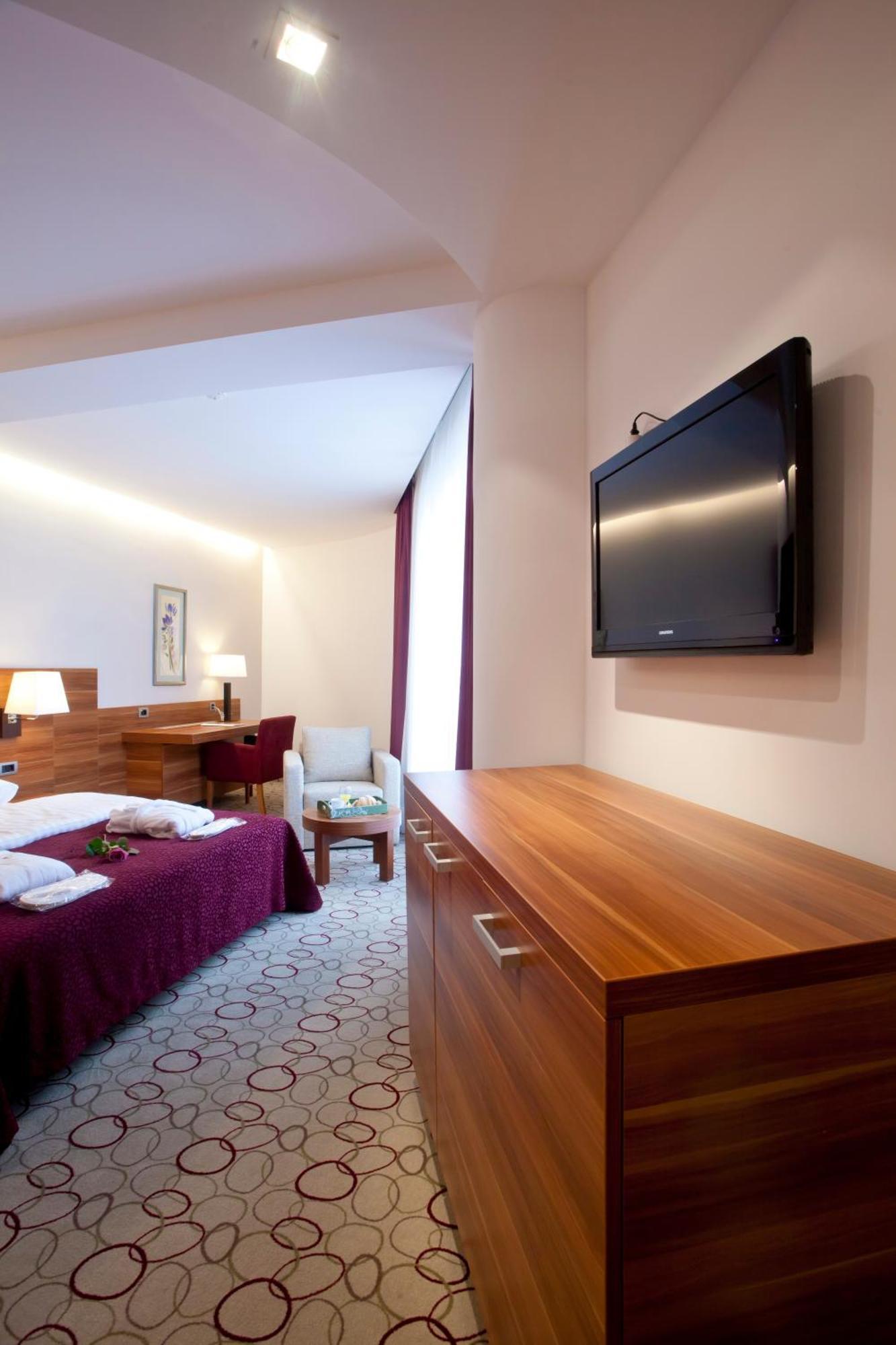 Hotel Sport Ivanicsvár Kültér fotó