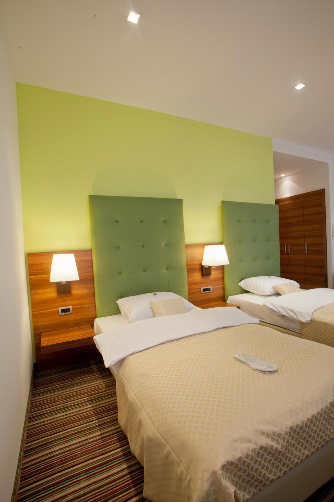 Hotel Sport Ivanicsvár Kültér fotó