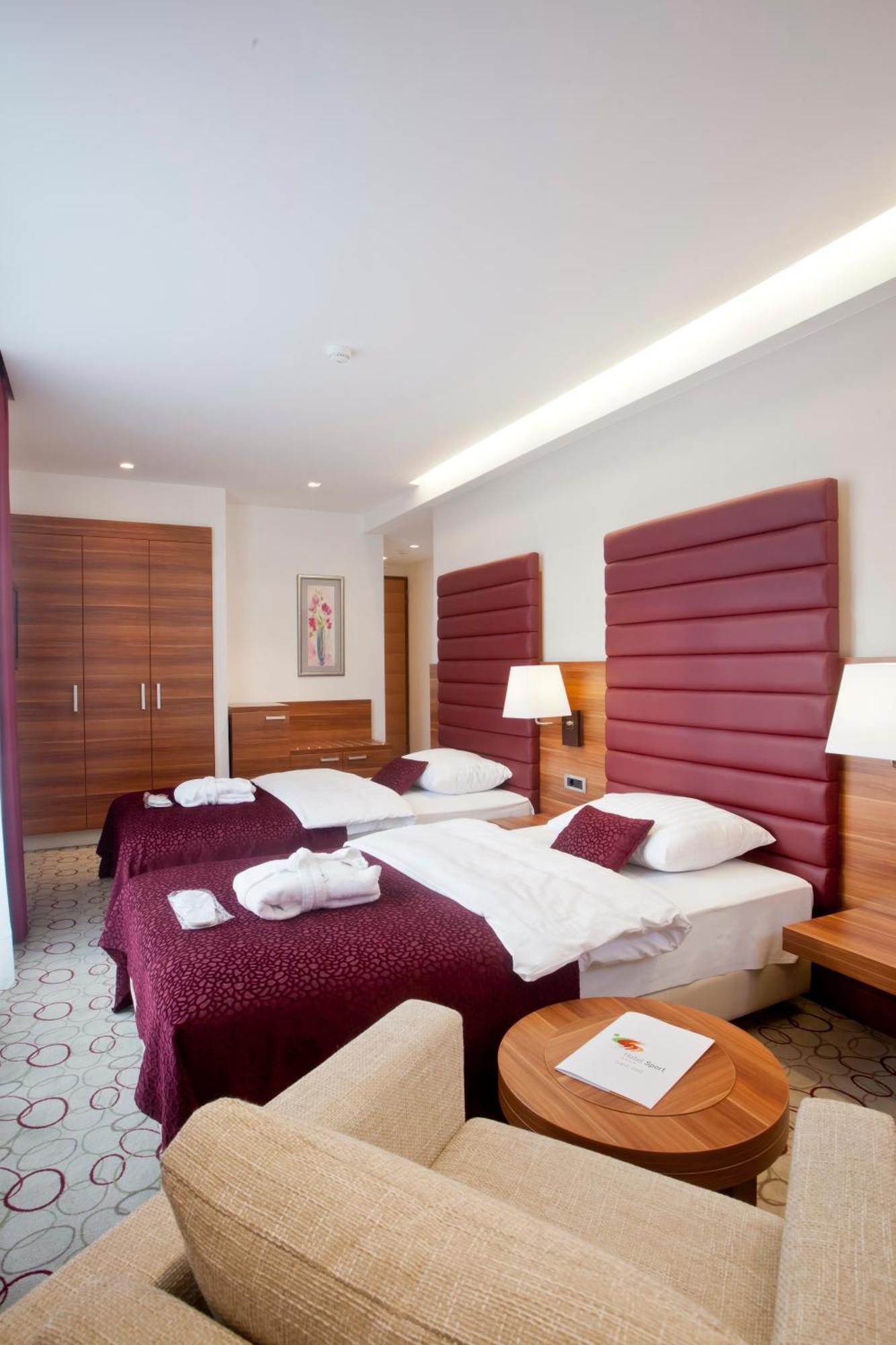 Hotel Sport Ivanicsvár Kültér fotó