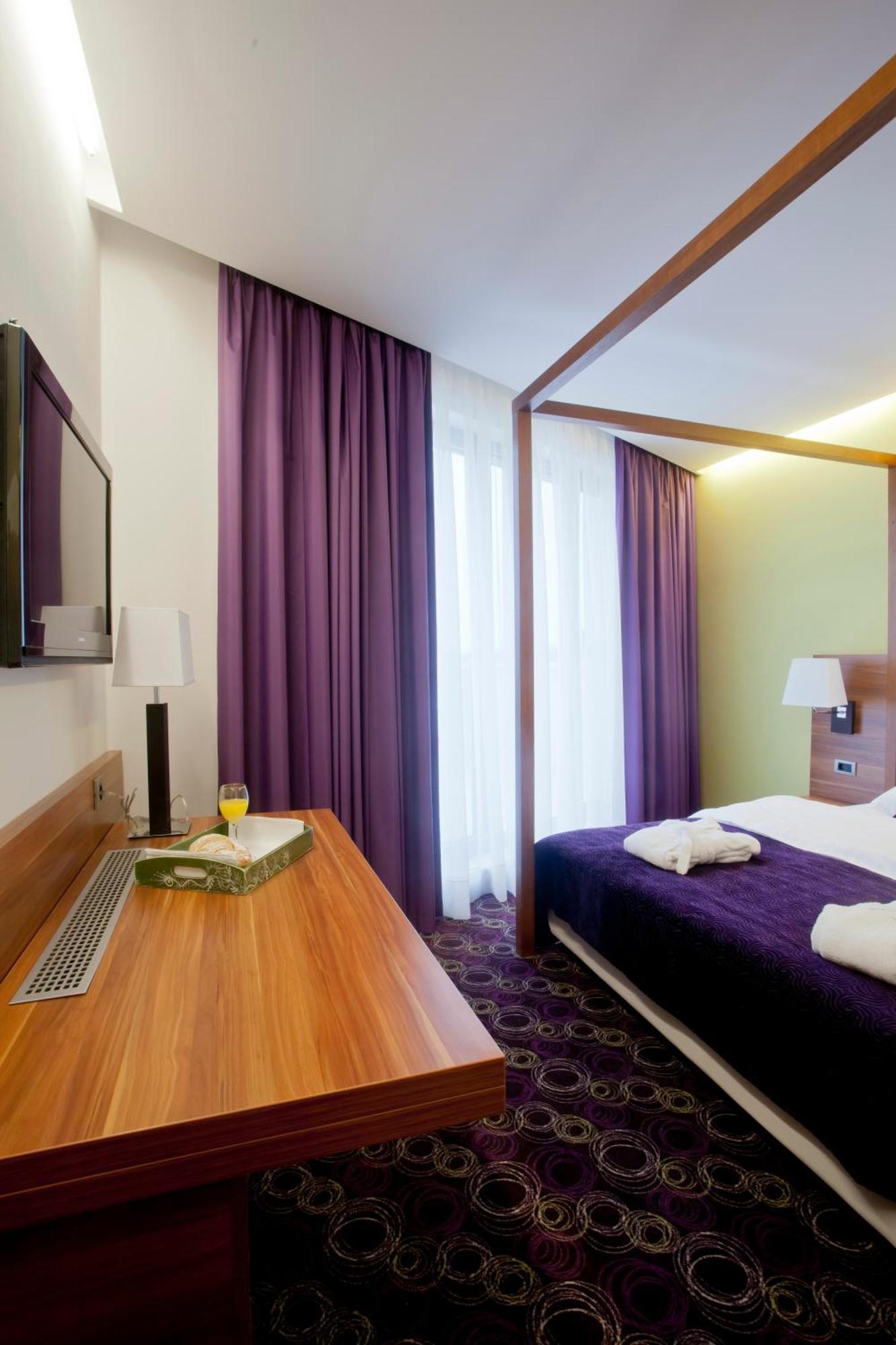 Hotel Sport Ivanicsvár Kültér fotó