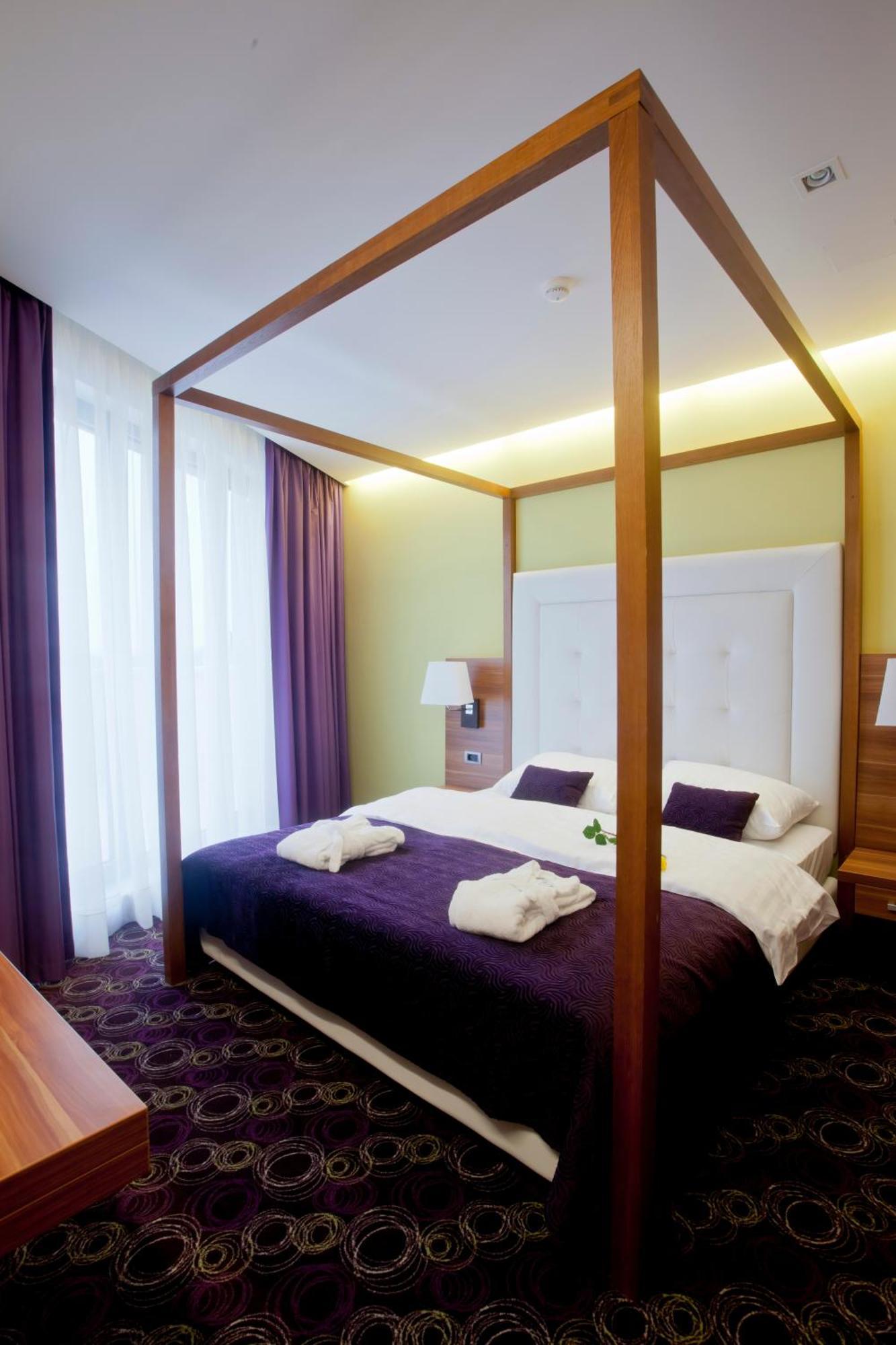 Hotel Sport Ivanicsvár Kültér fotó