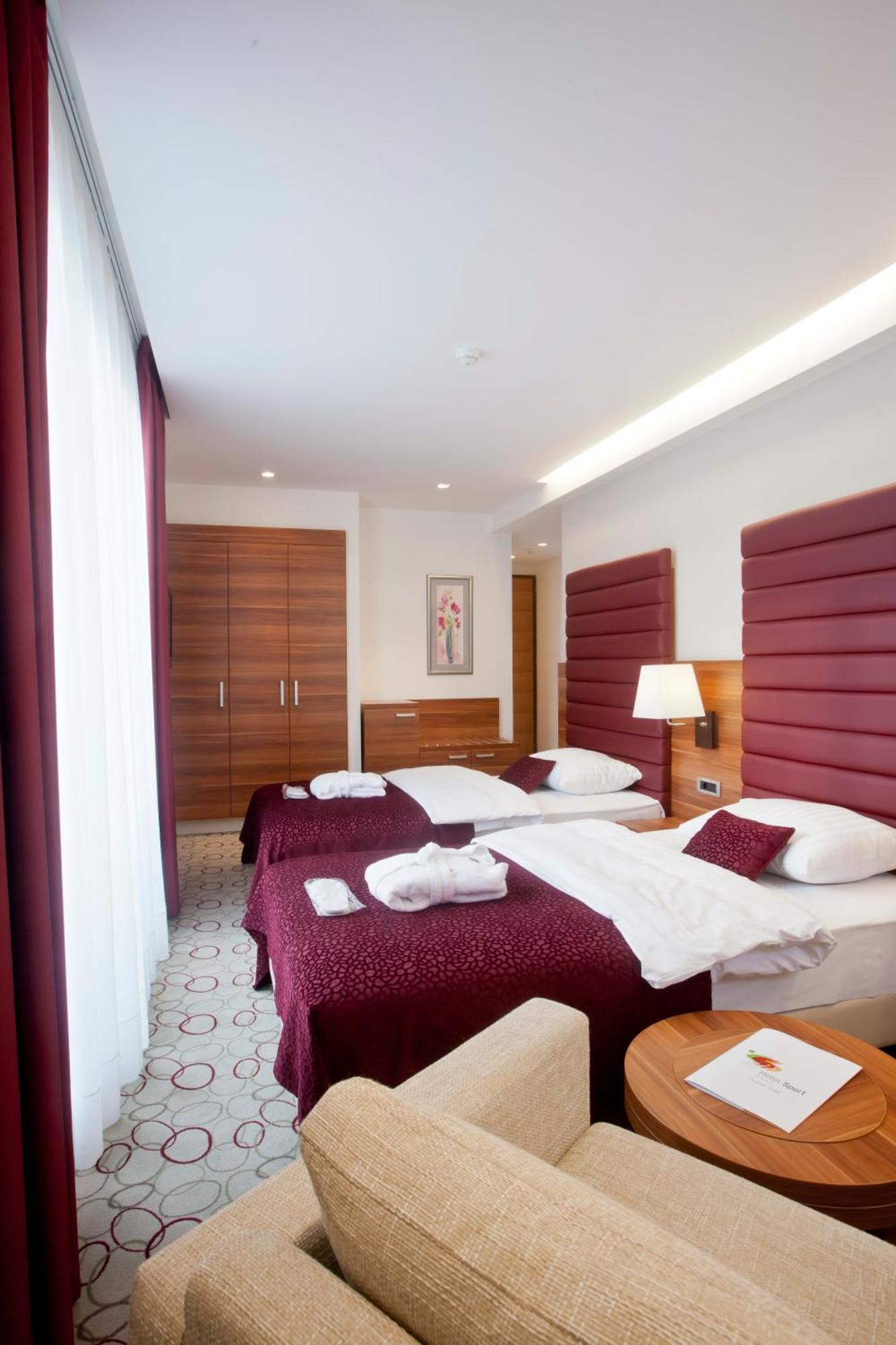 Hotel Sport Ivanicsvár Kültér fotó
