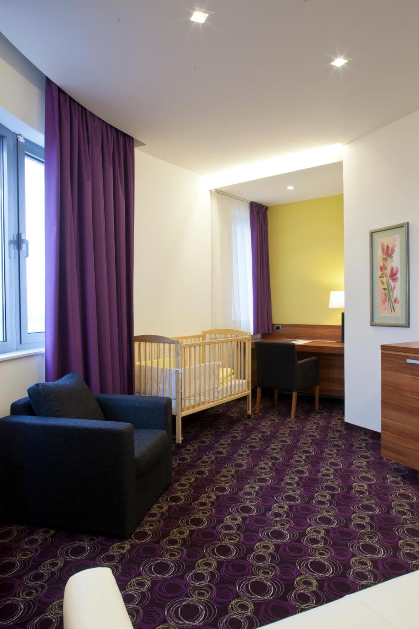 Hotel Sport Ivanicsvár Kültér fotó