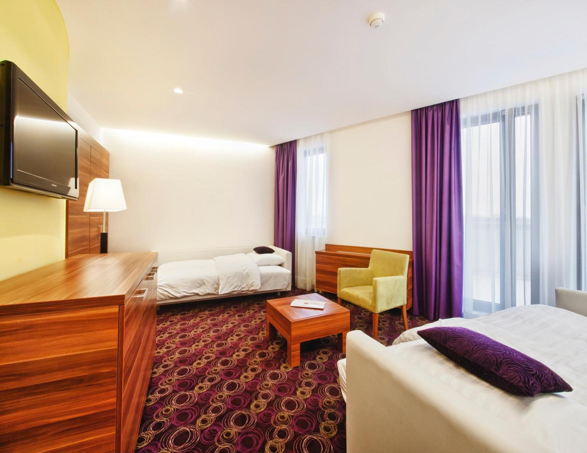 Hotel Sport Ivanicsvár Kültér fotó