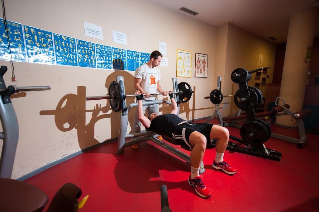 Hotel Sport Ivanicsvár Kültér fotó