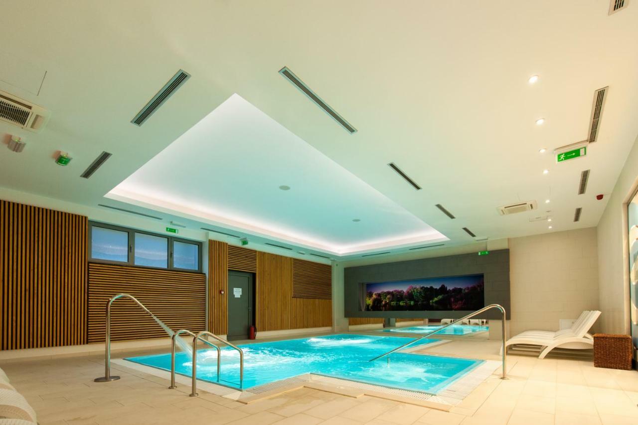 Hotel Sport Ivanicsvár Kültér fotó